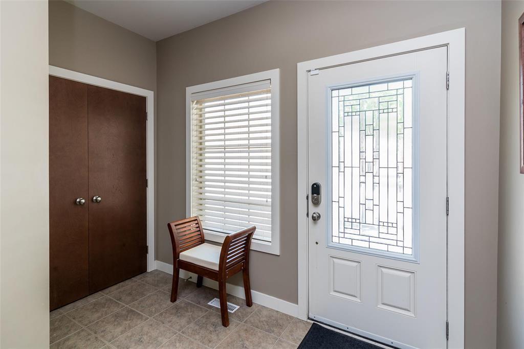 Photo 2 of 22 99 Keslar Road, Winnipeg MB