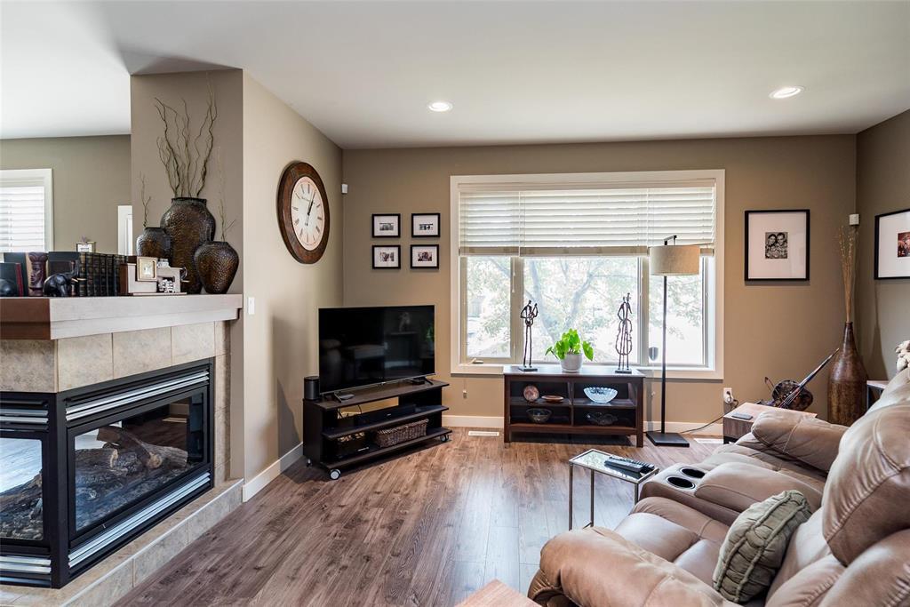 Photo 4 of 22 99 Keslar Road, Winnipeg MB