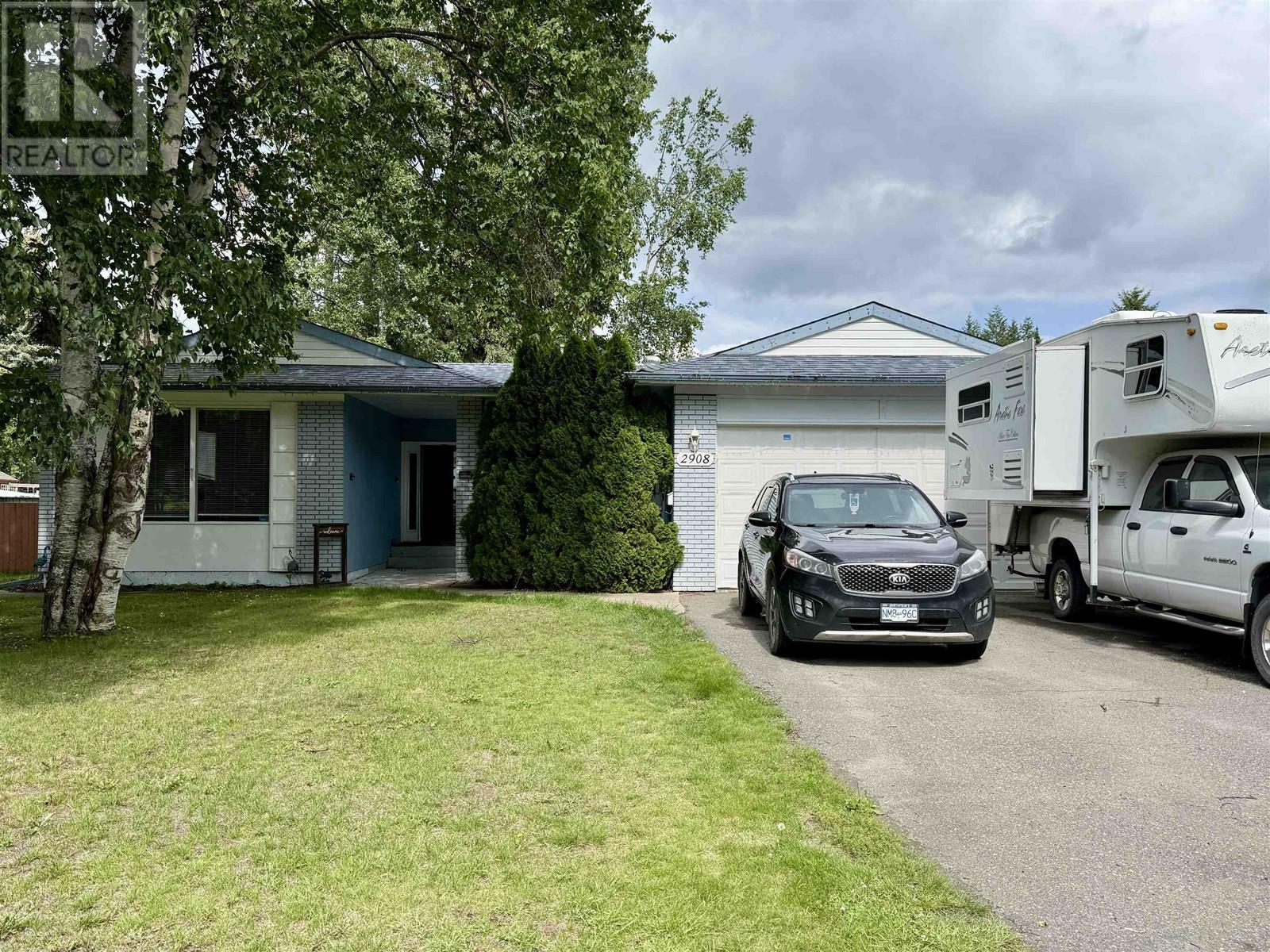 Photo 3 of 2908 Ridgeview Drive, Prince George BC