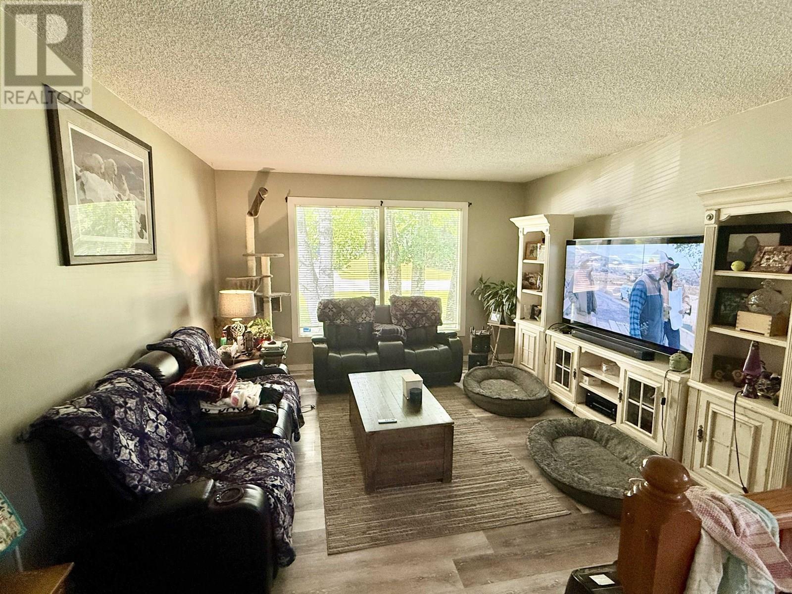 Photo 5 of 2908 Ridgeview Drive, Prince George BC
