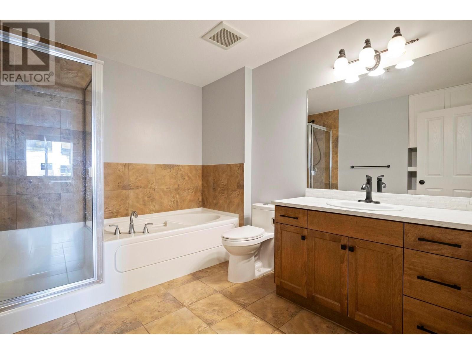 #102 2532 Shoreline Drive - 23