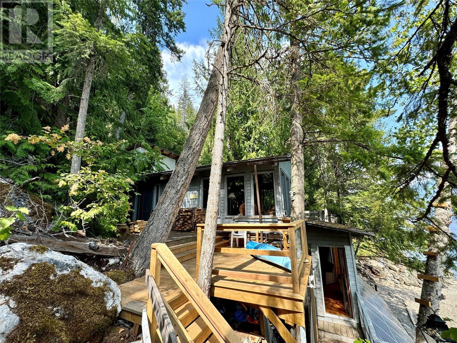  8 Aline Hills Lake, Shuswap Lake