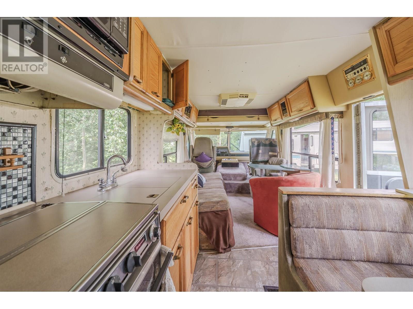 4778 BINNIE ROAD, Lac La Hache