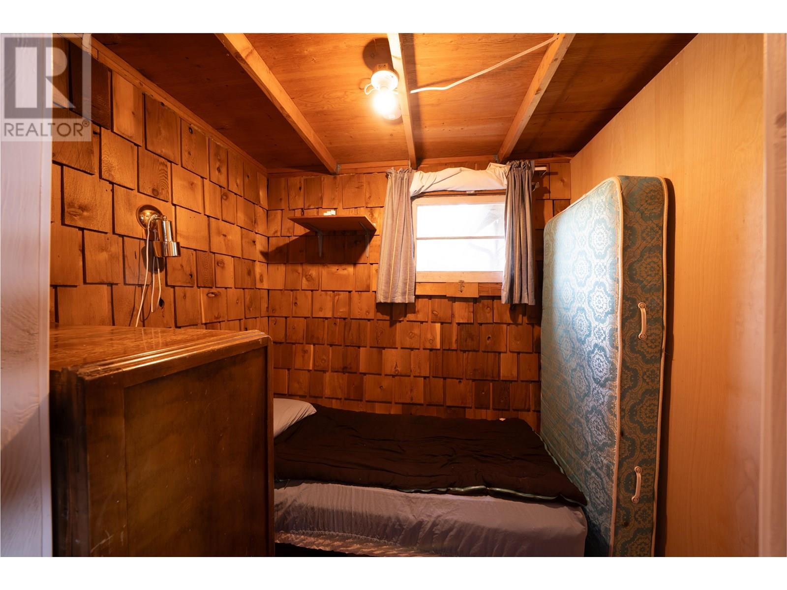 4778 BINNIE ROAD, Lac La Hache