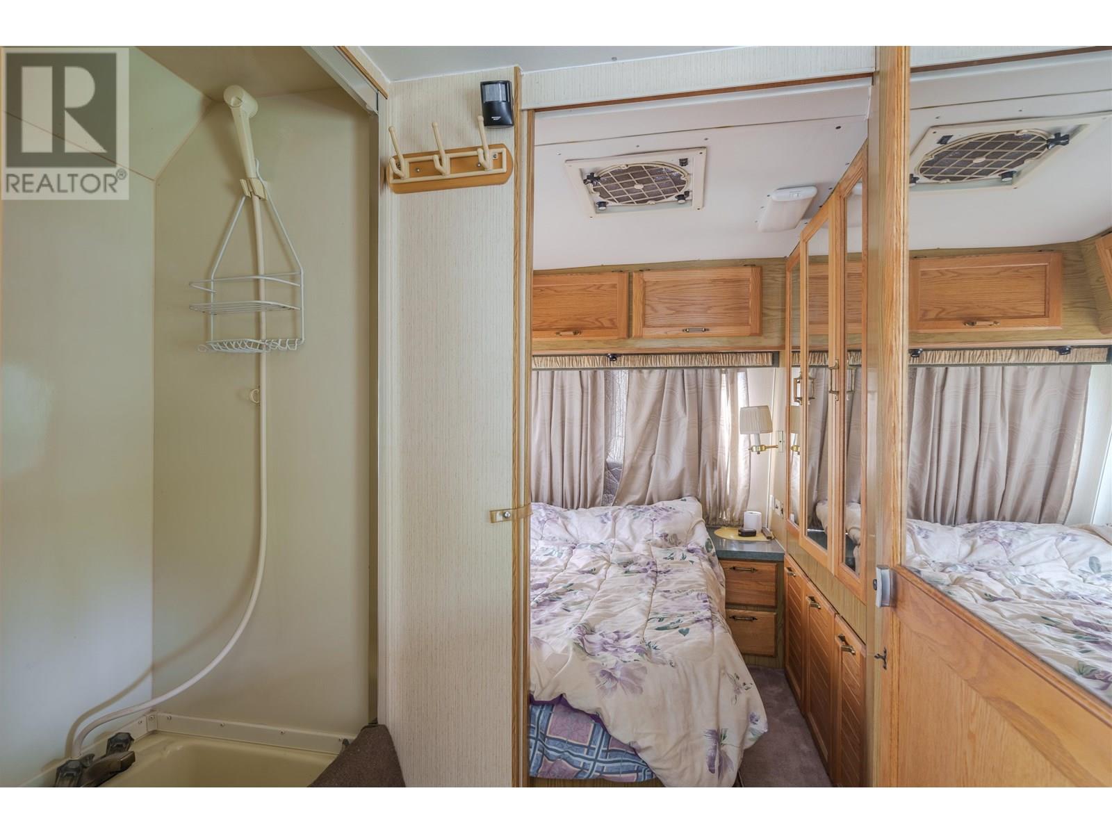 4778 BINNIE ROAD, Lac La Hache