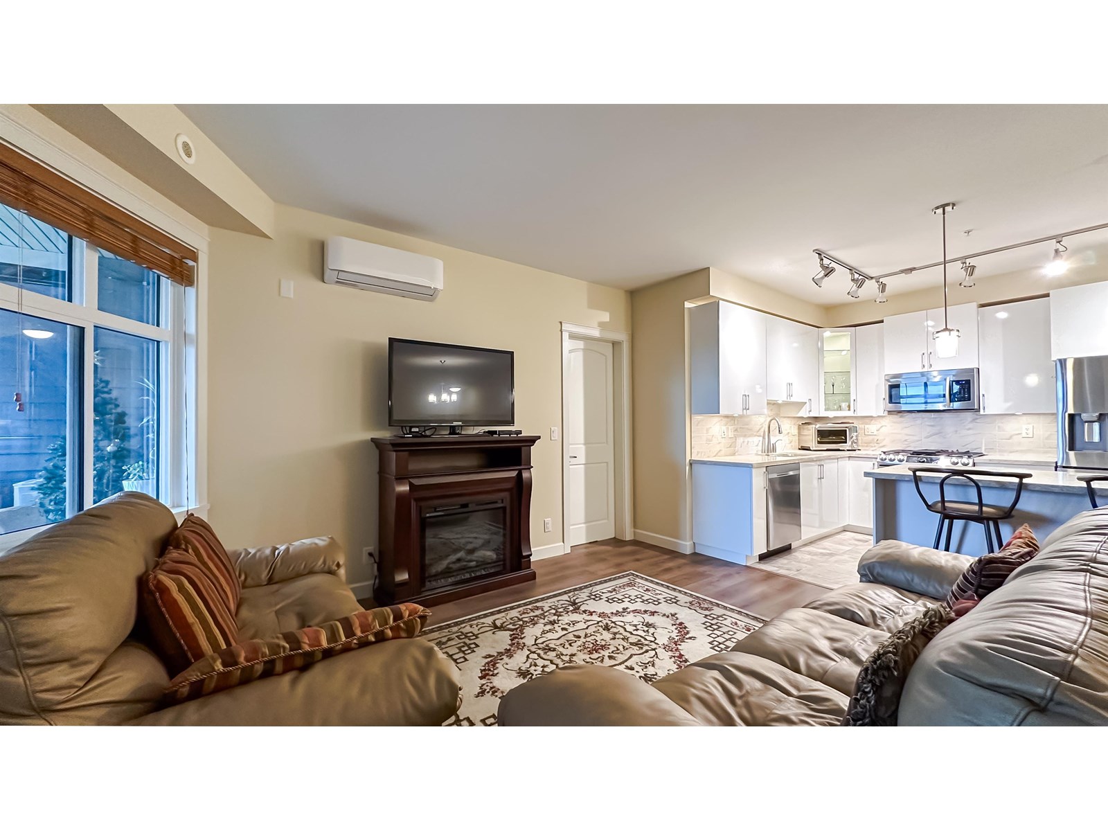 Photo 7 of 407 8526 202 B Street, Langley BC