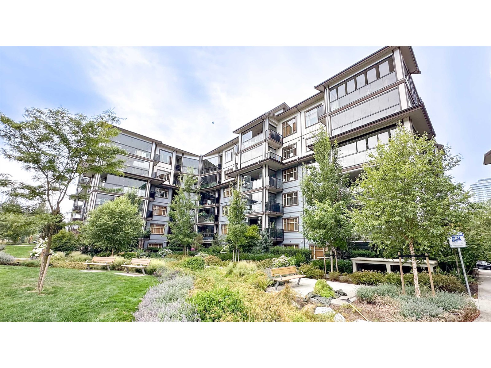 Photo 2 of 407 8526 202 B Street, Langley BC