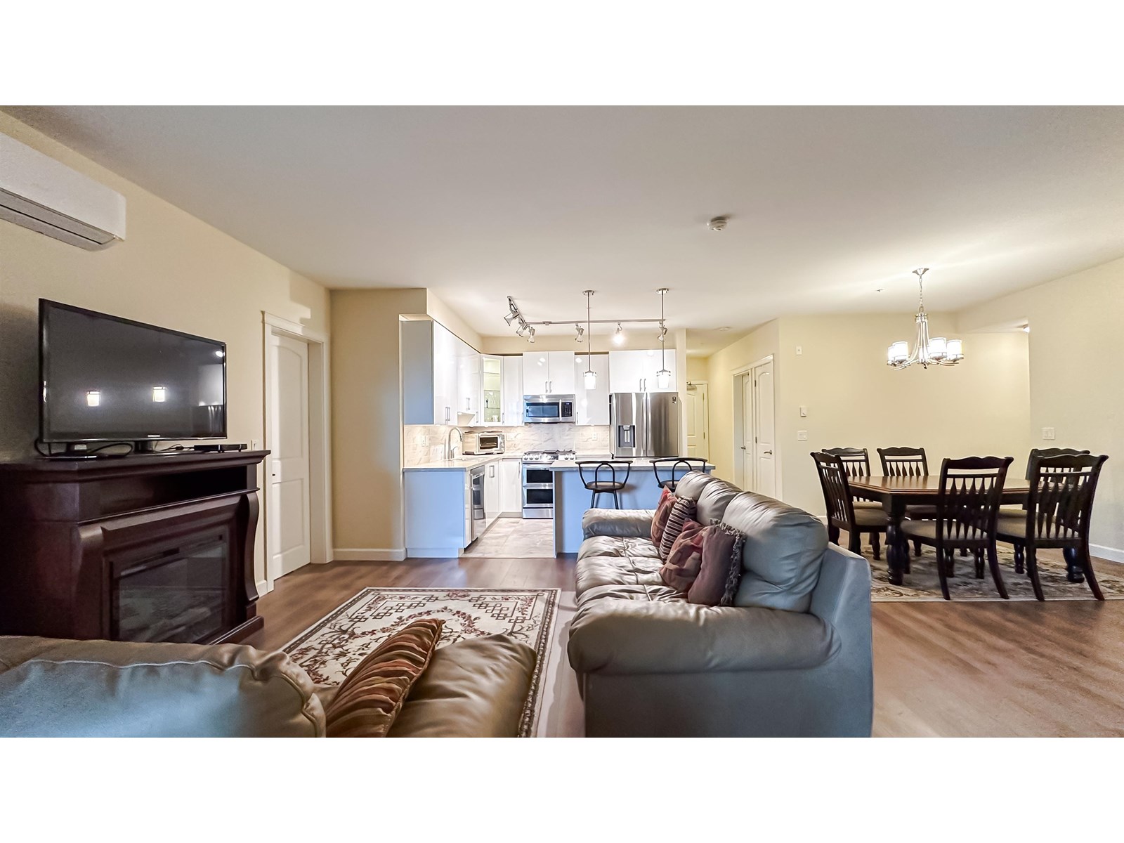 Photo 6 of 407 8526 202 B Street, Langley BC