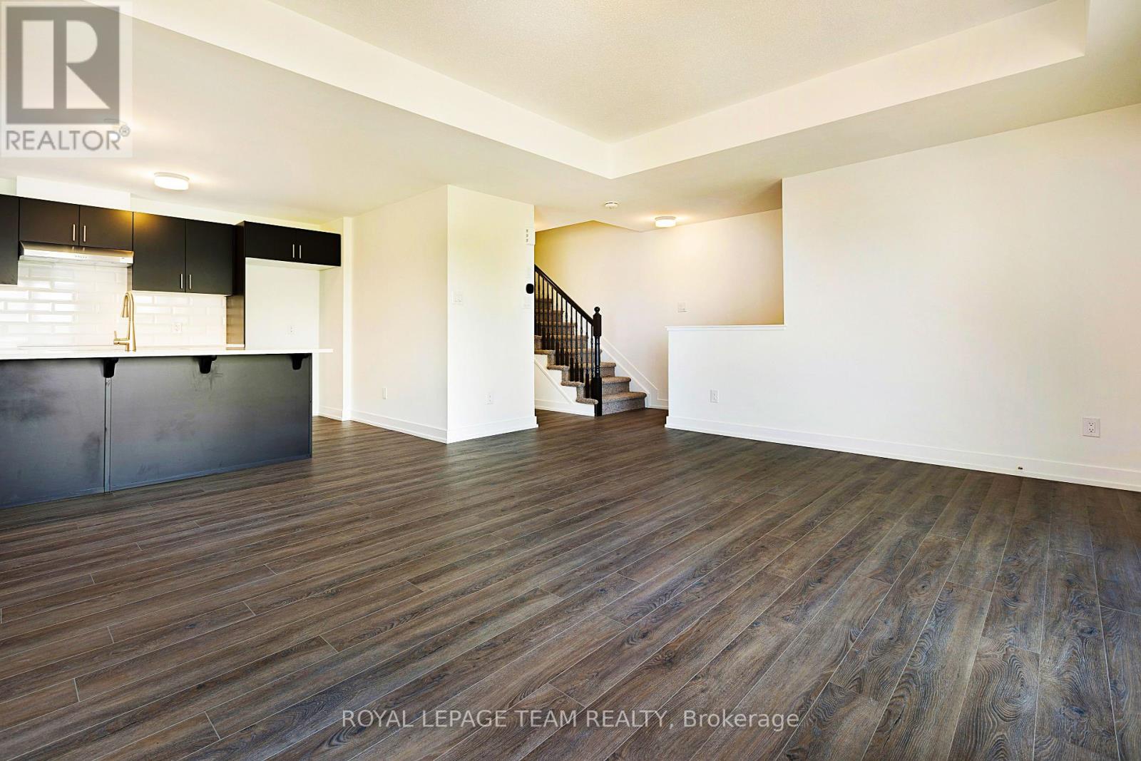 Photo 1 of 1022 Chapman Mills Drive, Ottawa ON