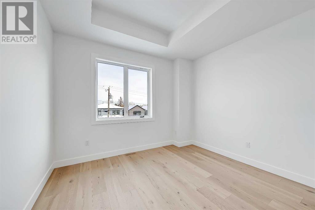Single Family House for Sale in   Avenue NW Tuxedo Park Calgary 