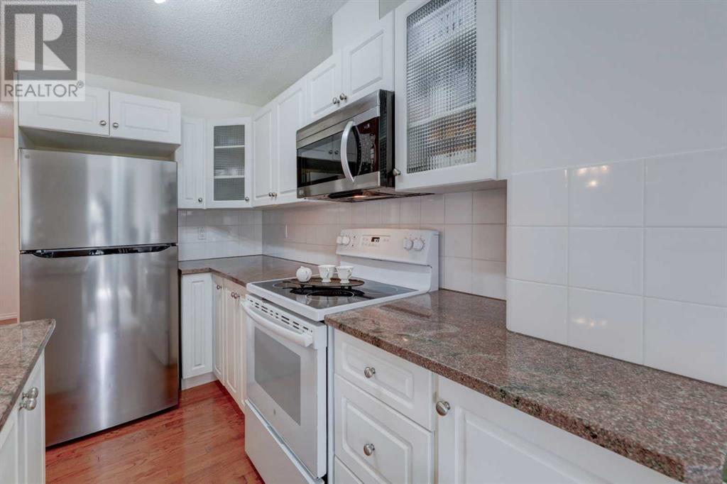 Single Family House for Sale in  Royal Birch Mount NW Royal Oak Calgary 
