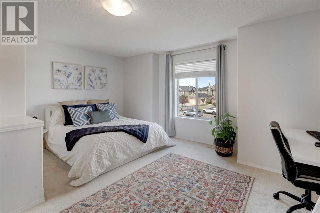 Single Family House for Sale in  Royal Birch Mount NW Royal Oak Calgary 
