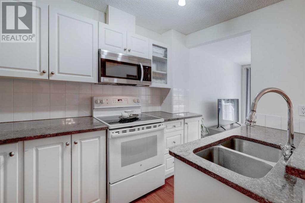 Single Family House for Sale in  Royal Birch Mount NW Royal Oak Calgary 