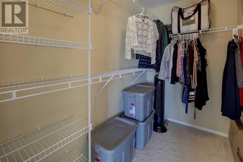 Single Family House for Sale in  Royal Birch Mount NW Royal Oak Calgary 