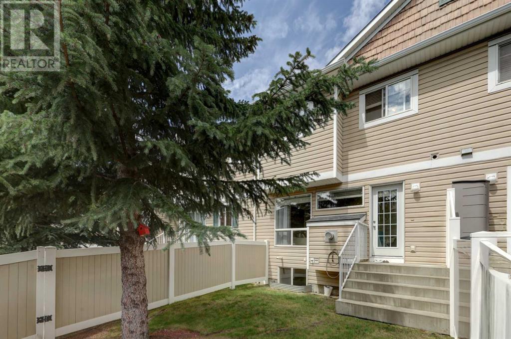 Single Family House for Sale in  Royal Birch Mount NW Royal Oak Calgary 