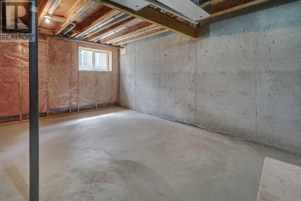 Single Family House for Sale in  Royal Birch Mount NW Royal Oak Calgary 