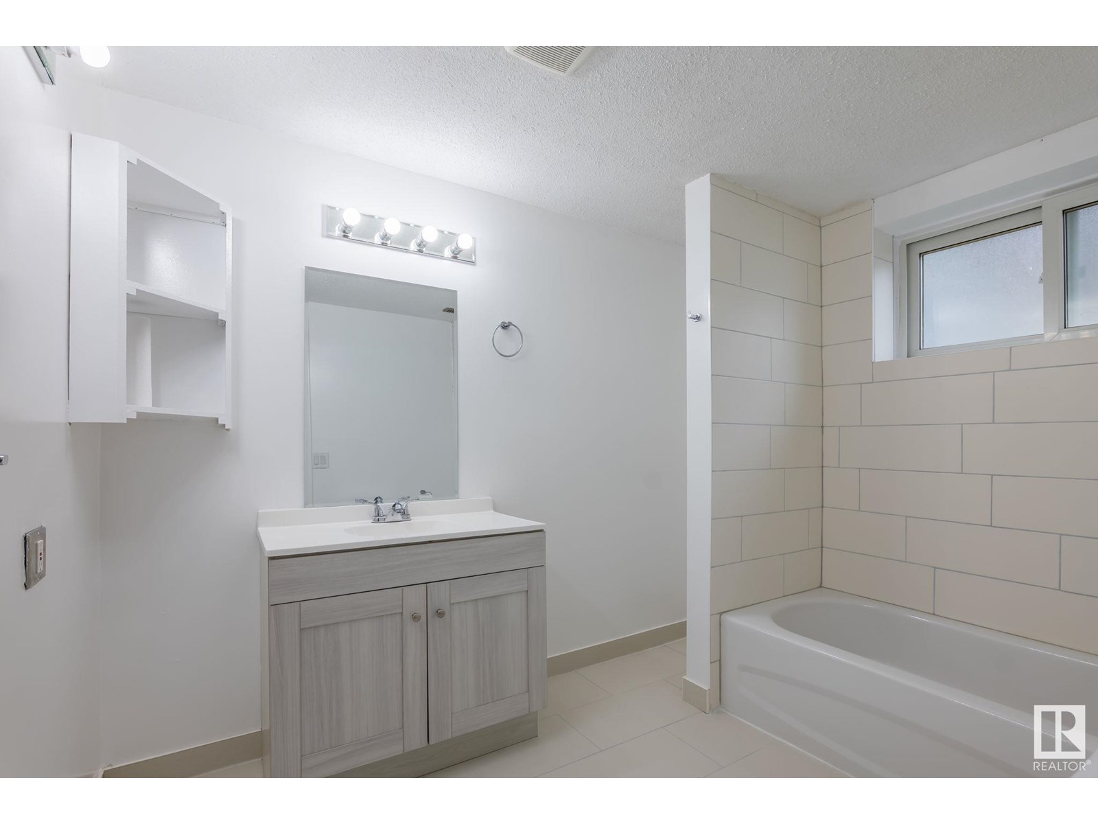 Photo 21 of 3708 12 Av Nw, Edmonton AB