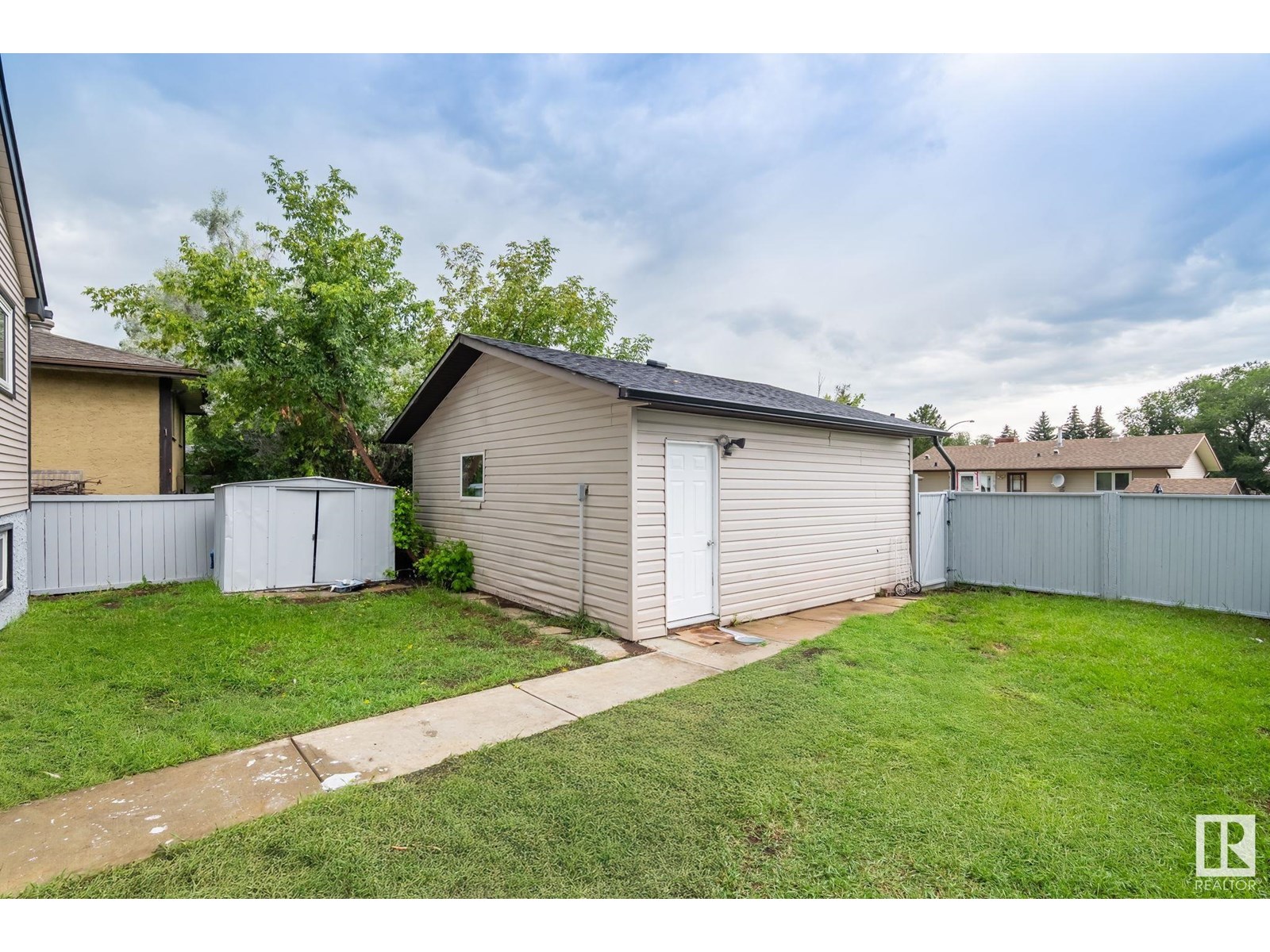 Photo 26 of 3708 12 Av Nw, Edmonton AB