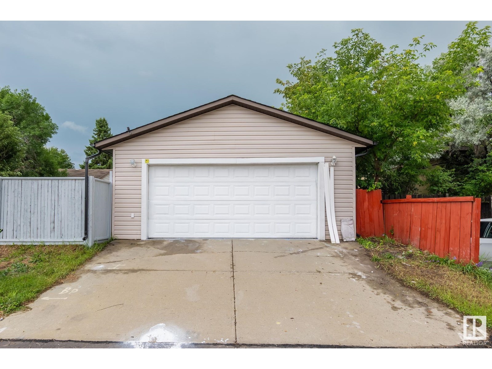 Photo 27 of 3708 12 Av Nw, Edmonton AB