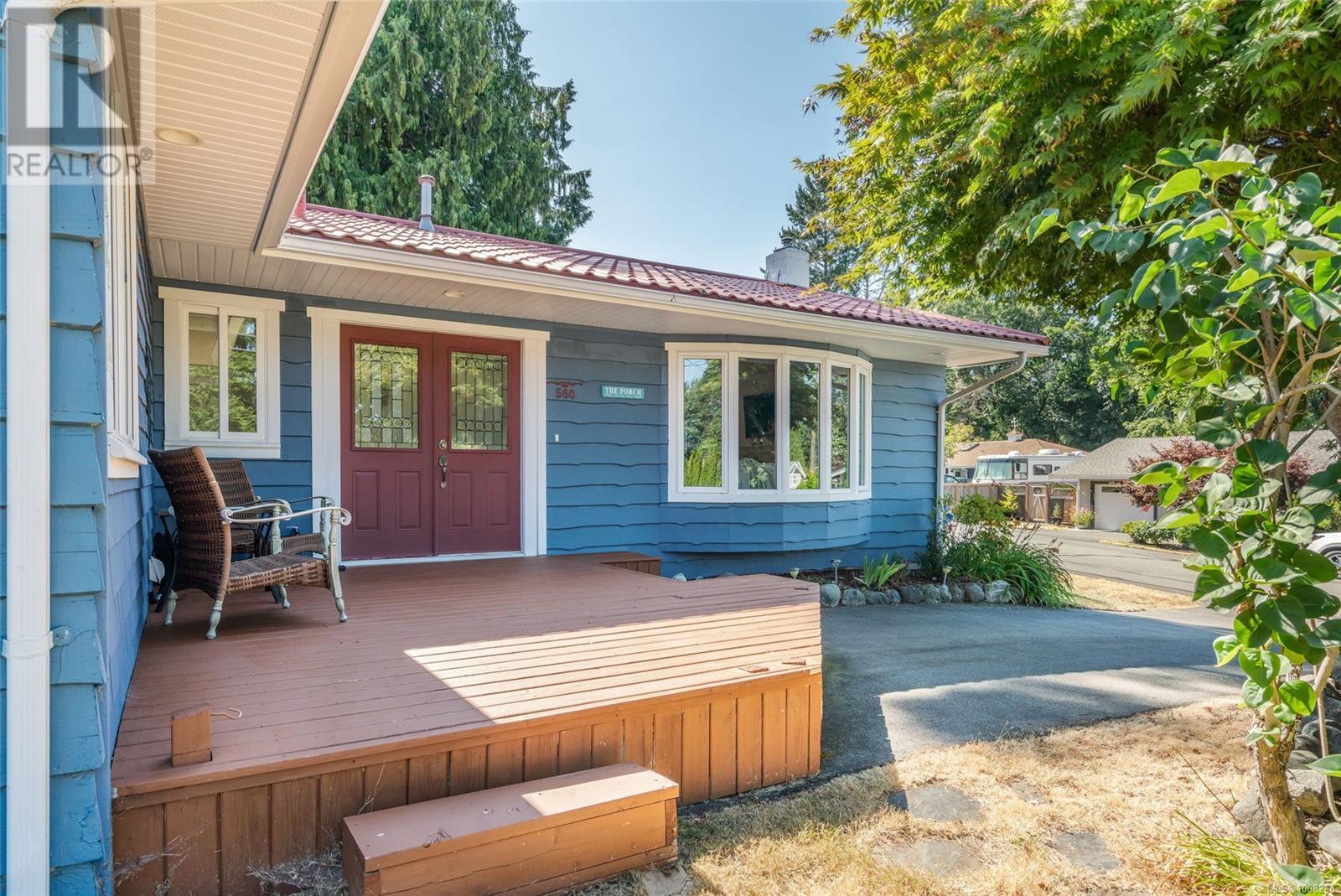 Photo 46 of 560 Eaglecrest Dr, Qualicum Beach BC