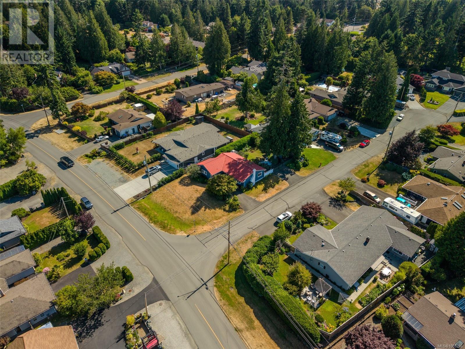Photo 62 of 560 Eaglecrest Dr, Qualicum Beach BC