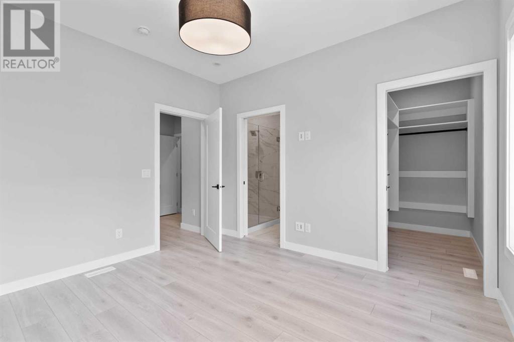 Single Family House for Sale in    Avenue SW West Springs Calgary 