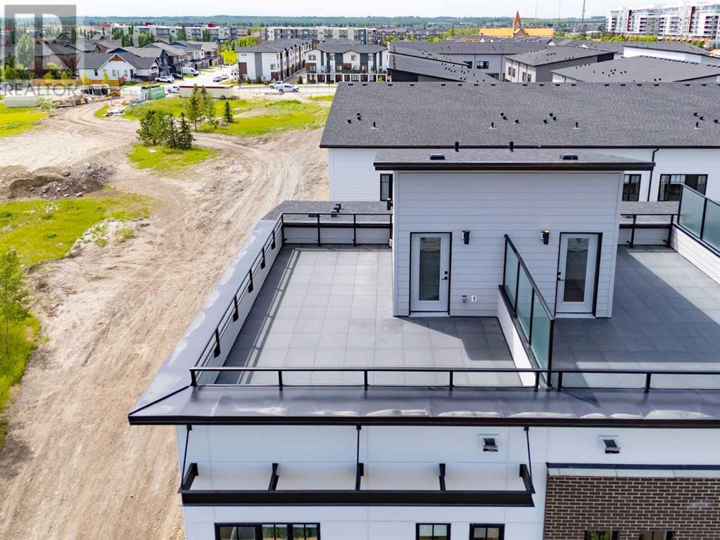 Single Family House for Sale in    Avenue SW West Springs Calgary 