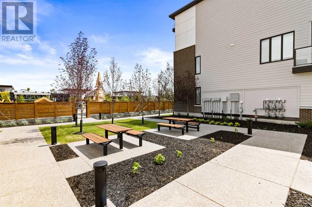 Single Family House for Sale in    Avenue SW West Springs Calgary 