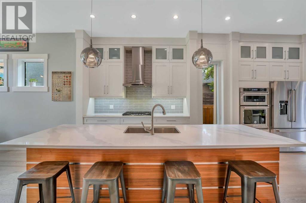 Single Family House for Sale in   Avenue NE Renfrew Calgary 