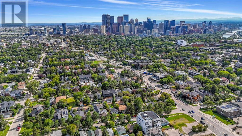 Single Family House for Sale in   Avenue NE Renfrew Calgary 
