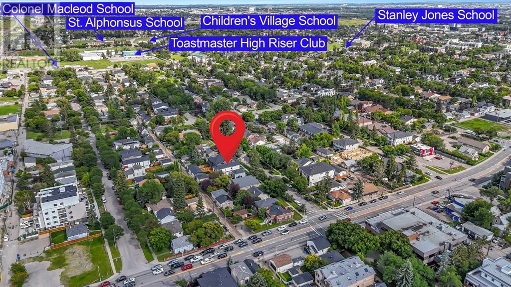 Single Family House for Sale in   Avenue NE Renfrew Calgary 
