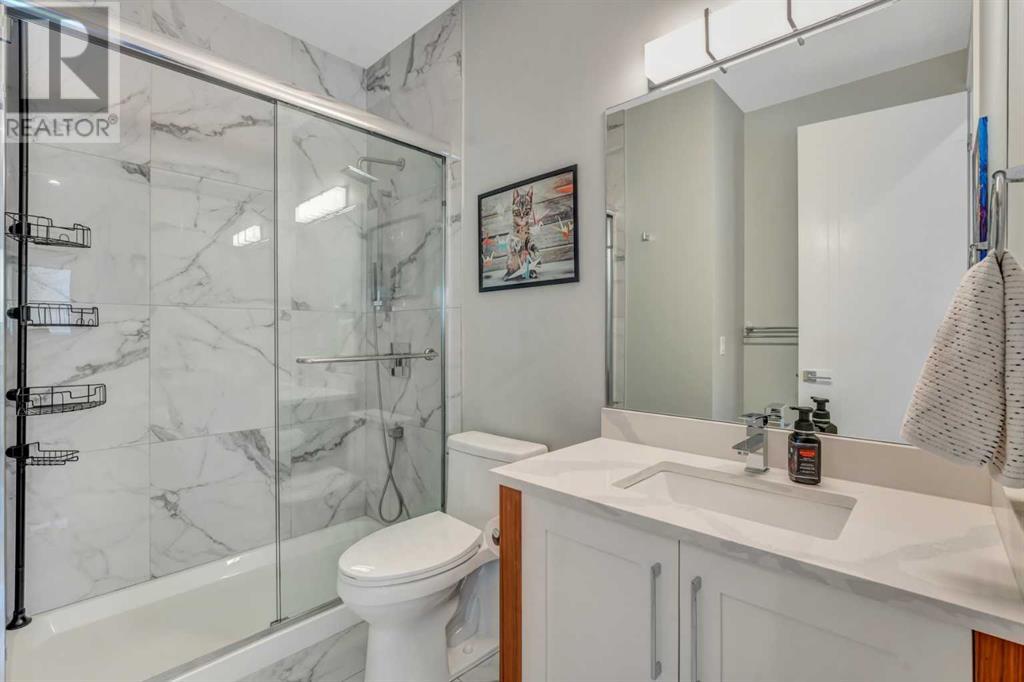 Single Family House for Sale in   Avenue NE Renfrew Calgary 
