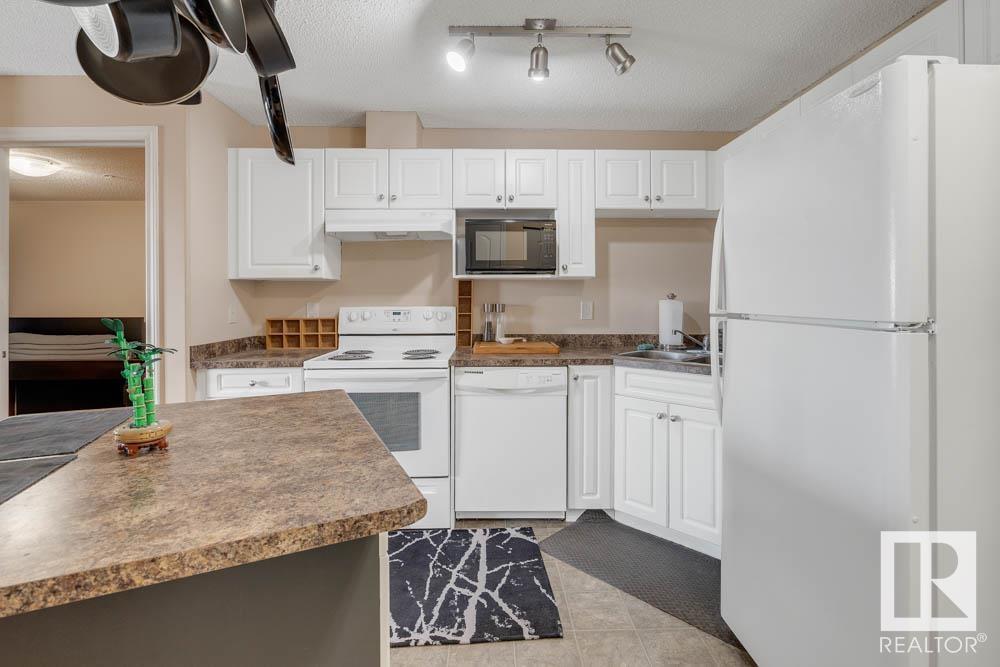 Photo 18 of 312 155 Edwards Dr Sw, Edmonton AB