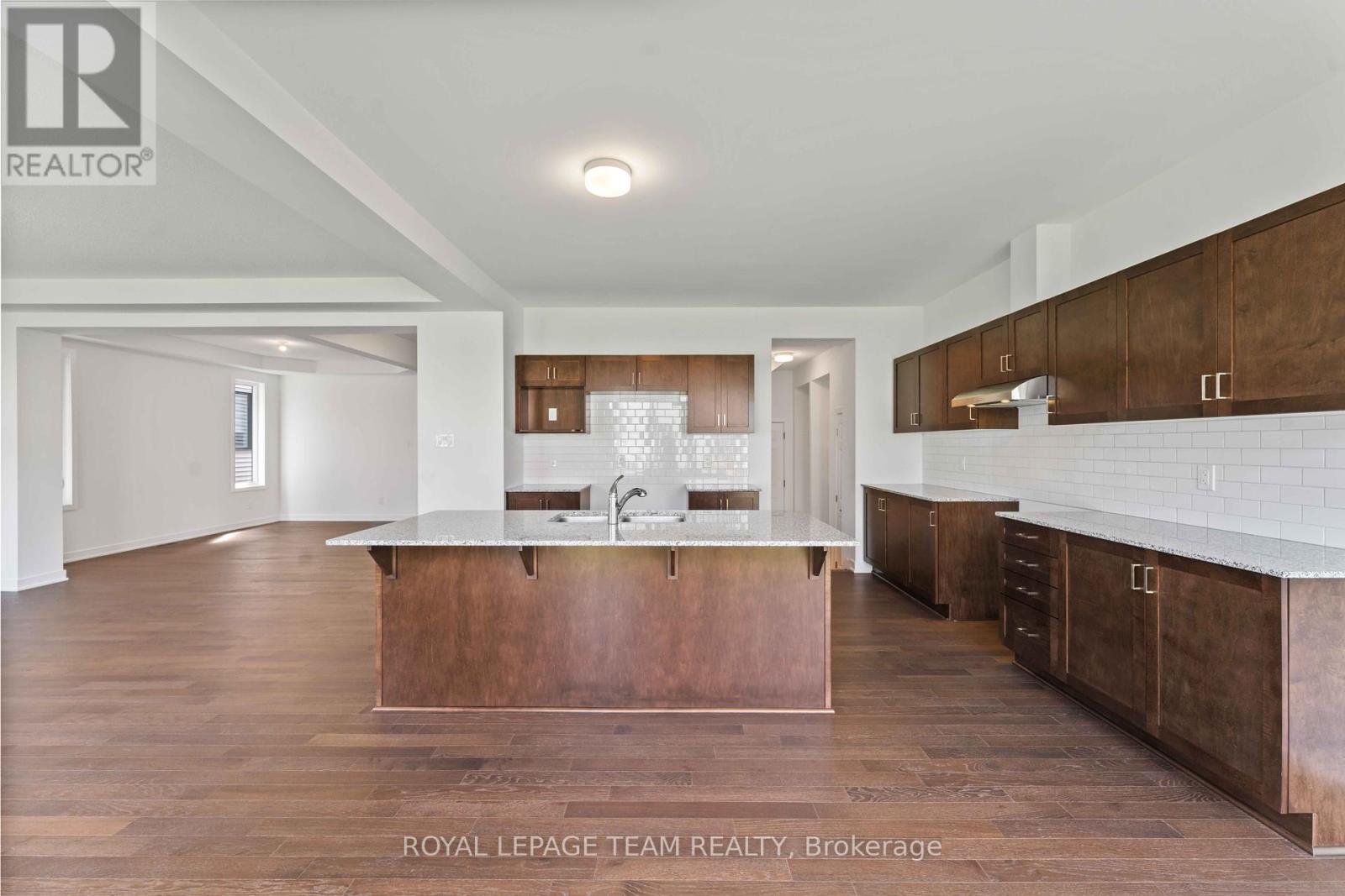 Photo 29 of 686 Fenwick Way, Ottawa ON