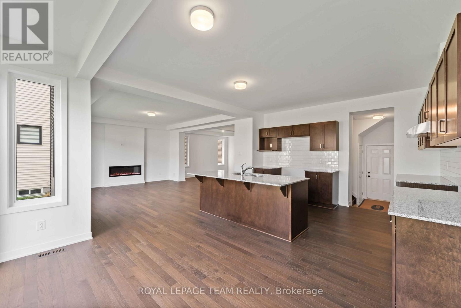 Photo 39 of 686 Fenwick Way, Ottawa ON