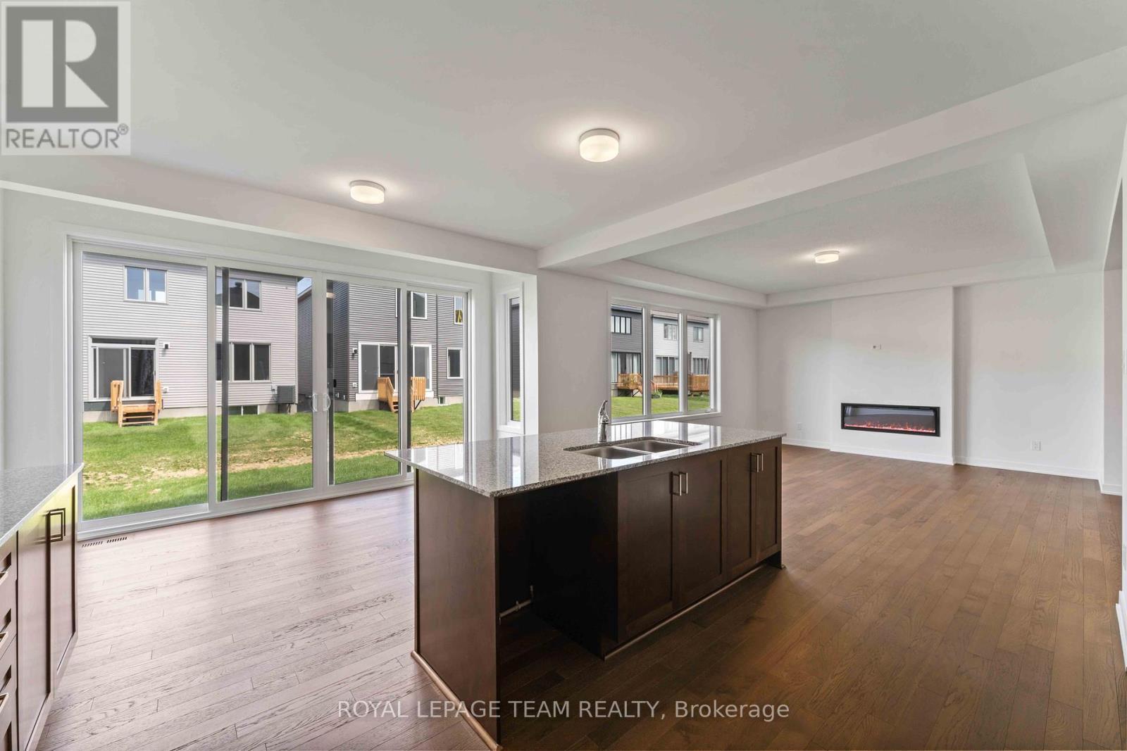 Photo 16 of 686 Fenwick Way, Ottawa ON