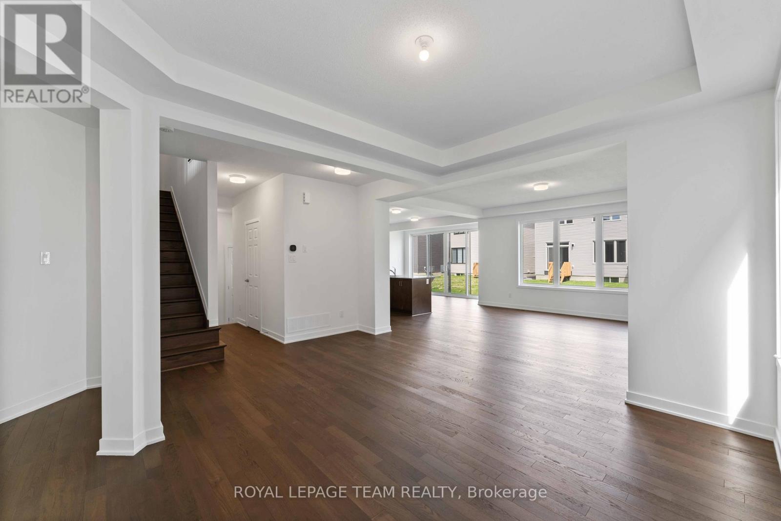 Photo 24 of 686 Fenwick Way, Ottawa ON