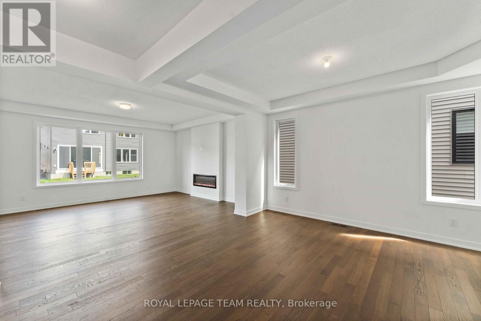 Photo 32 of 686 Fenwick Way, Ottawa ON