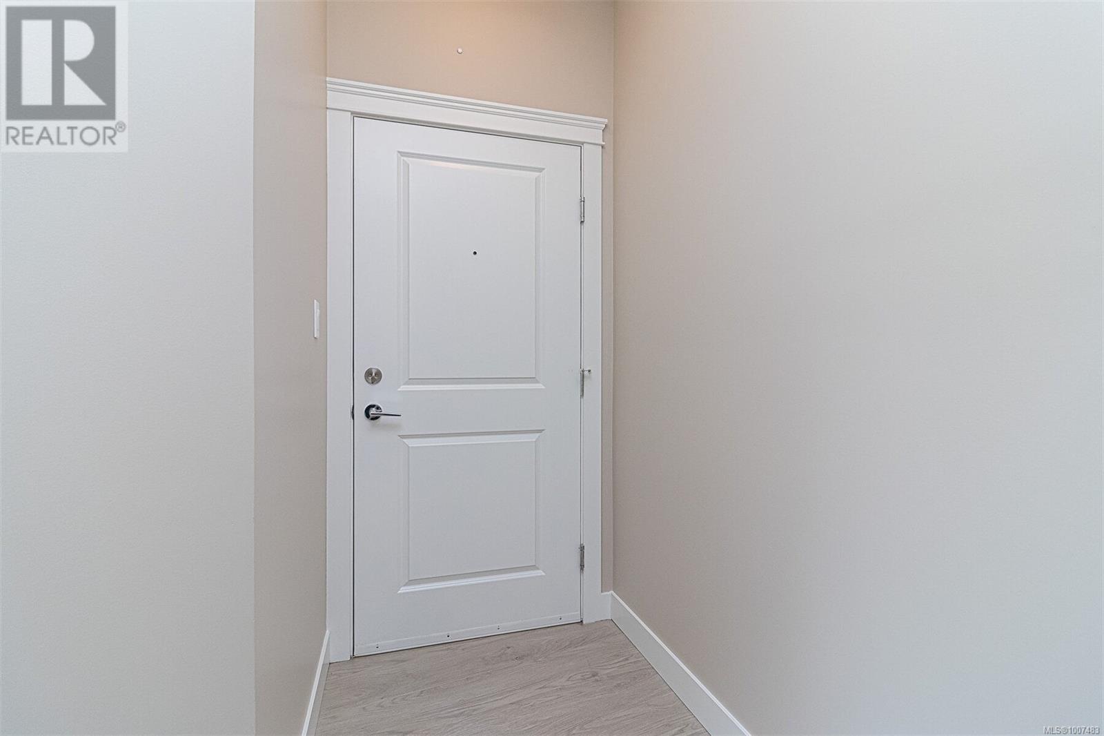 Photo 9 of 404 844 Goldstream Ave, Langford BC
