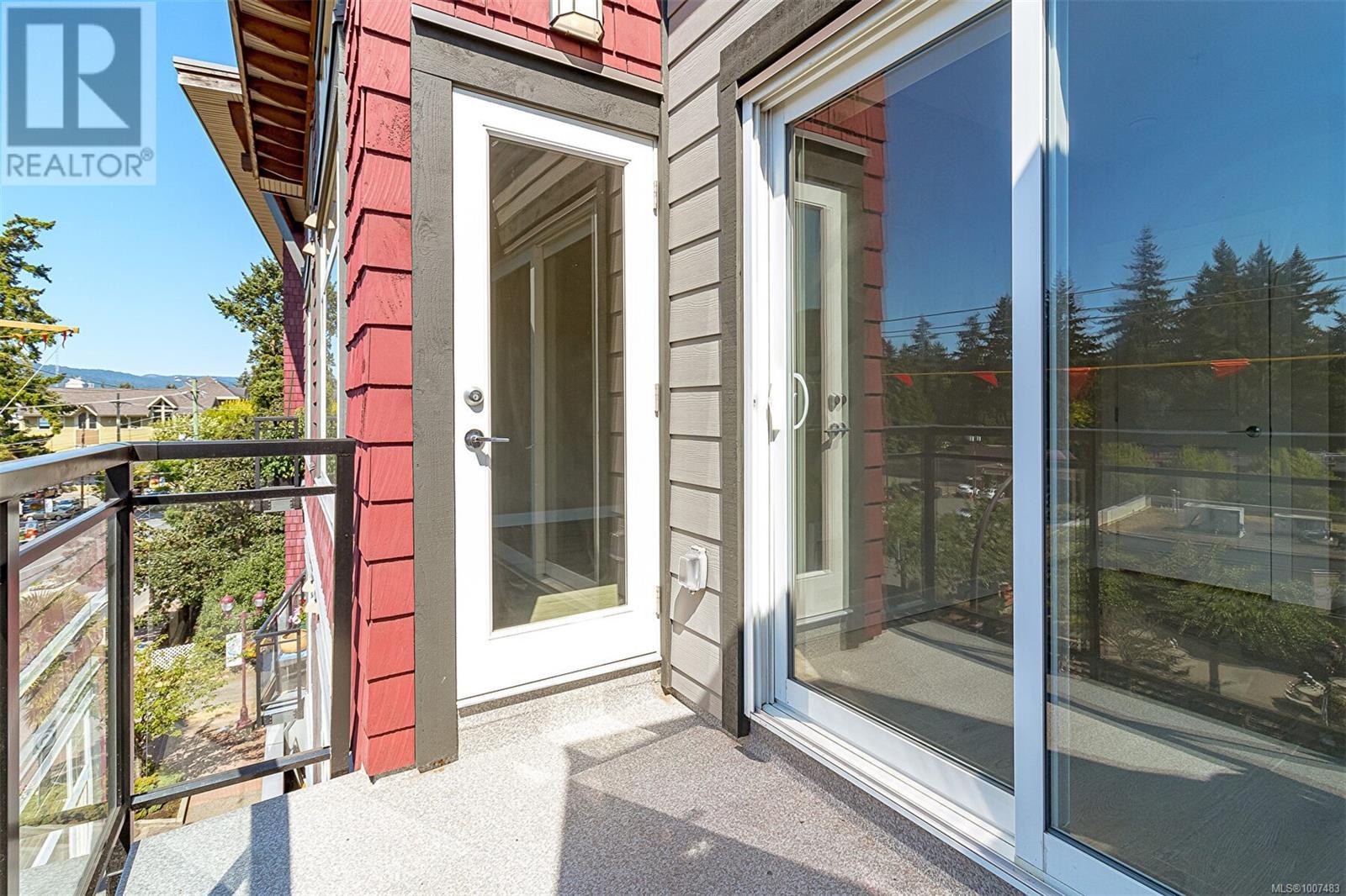 Photo 6 of 404 844 Goldstream Ave, Langford BC
