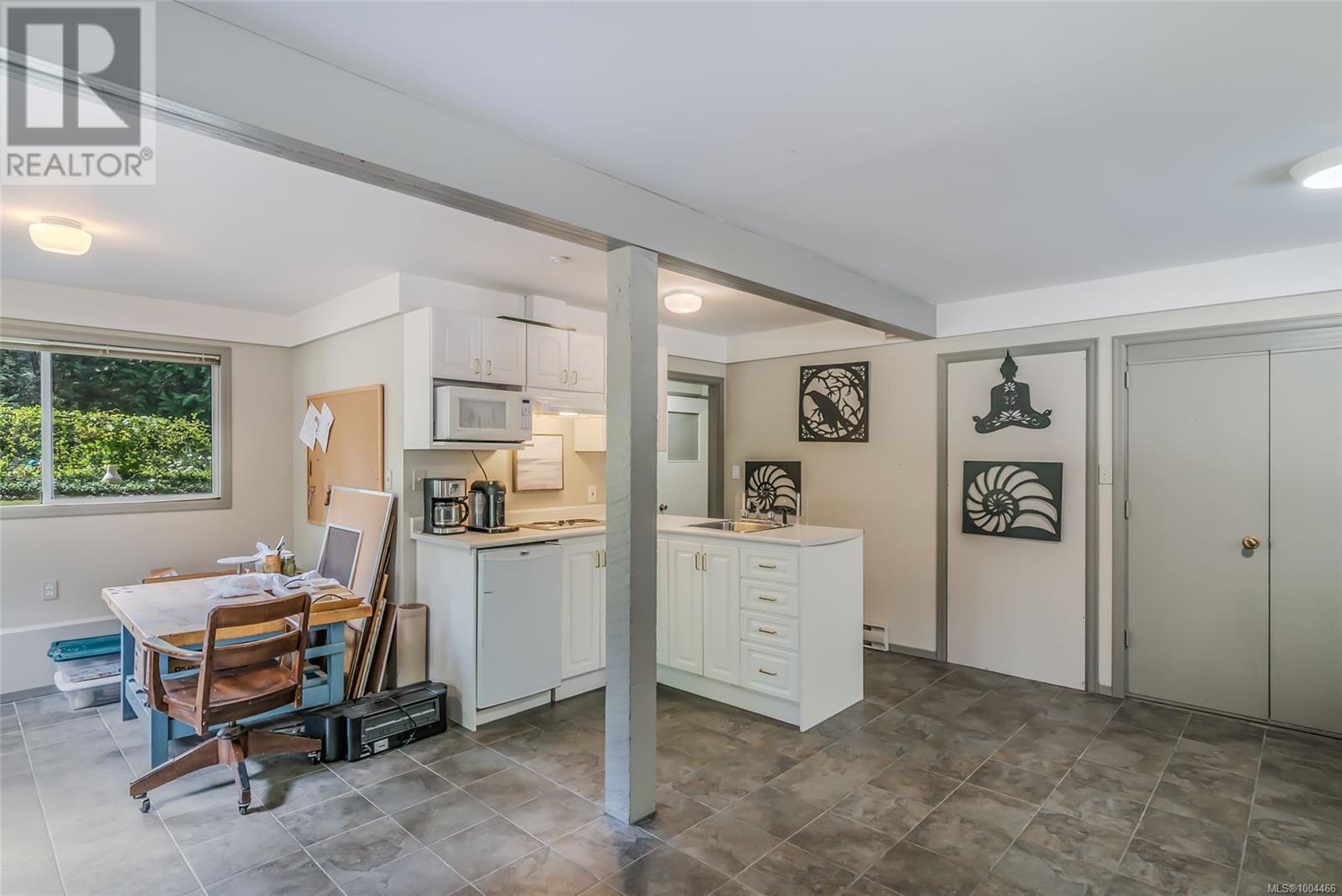 Photo 60 of 6863 Eastwind Dr, Lantzville BC