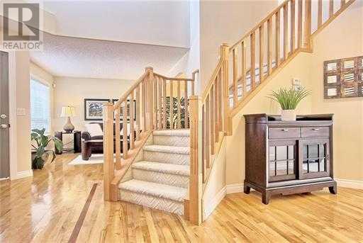 Single Family House for Sale in  Scenic View Close NW Scenic Acres Calgary 