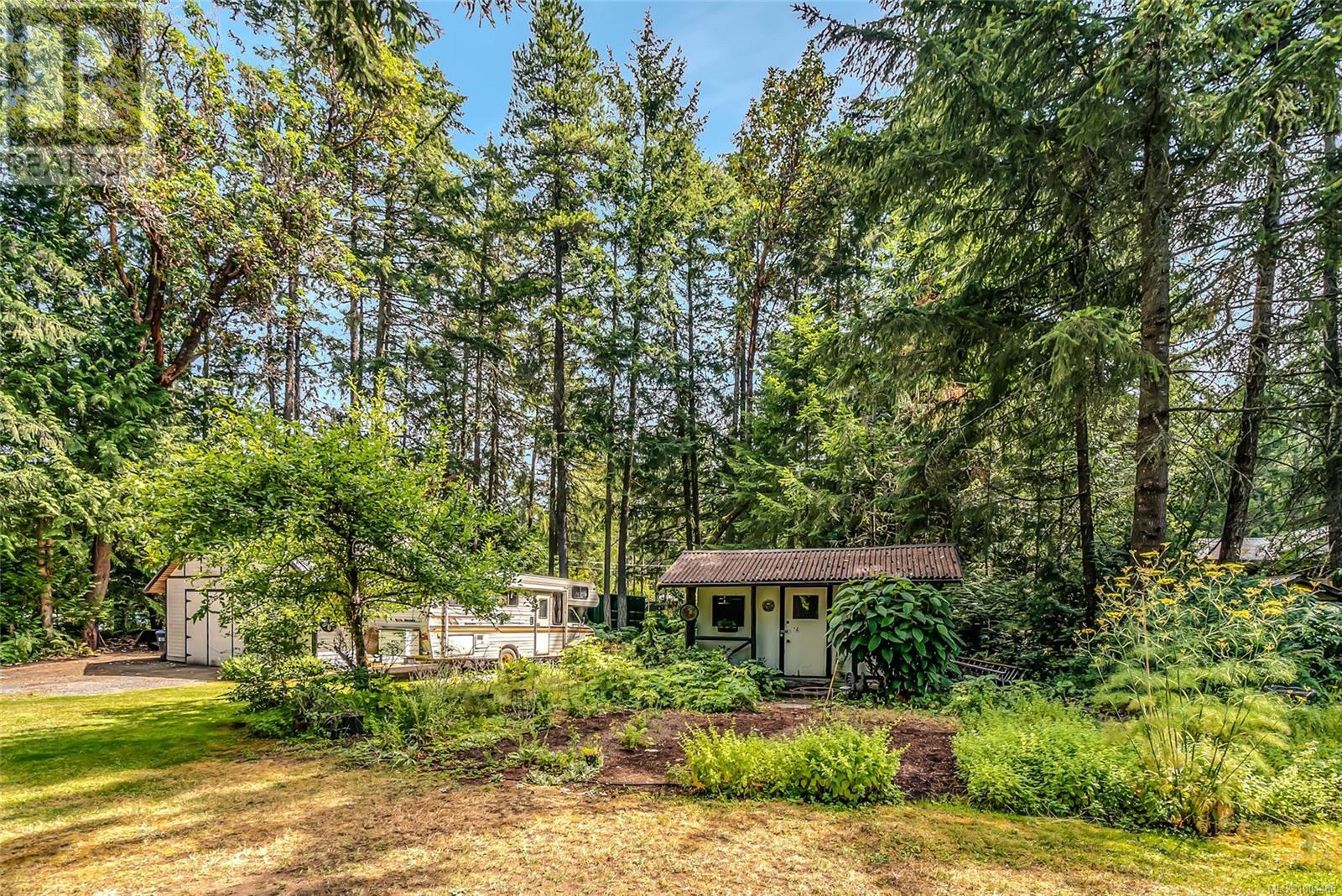 Photo 38 of 6863 Eastwind Dr, Lantzville BC