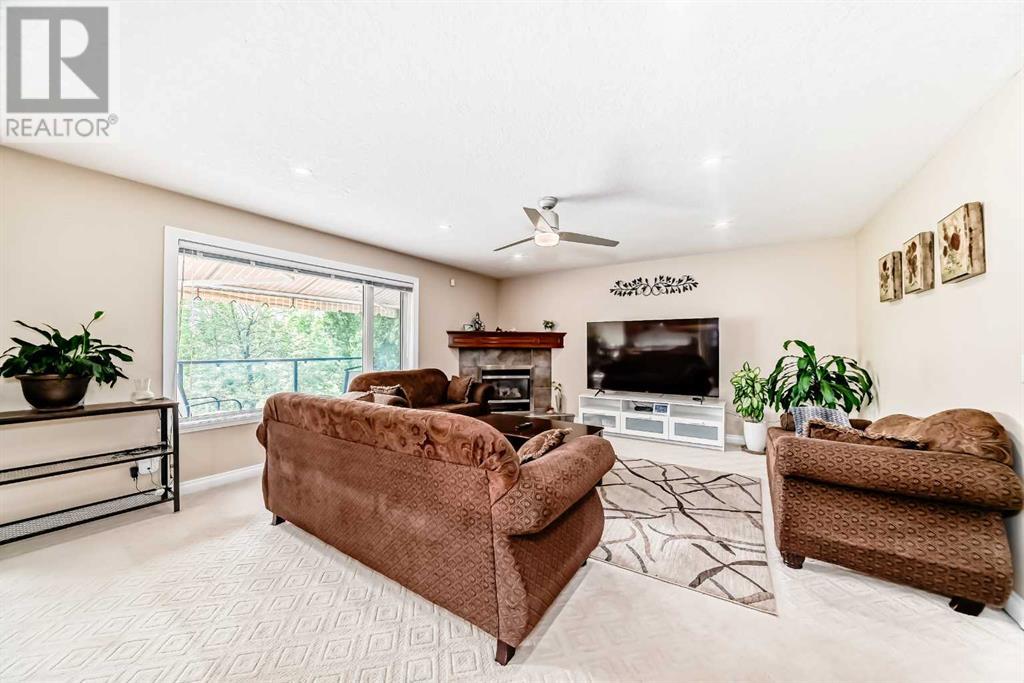 Single Family House for Sale in  Scenic View Close NW Scenic Acres Calgary 