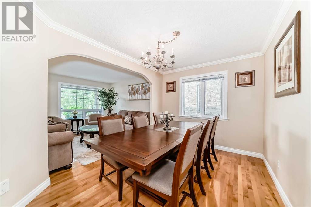 Single Family House for Sale in  Scenic View Close NW Scenic Acres Calgary 