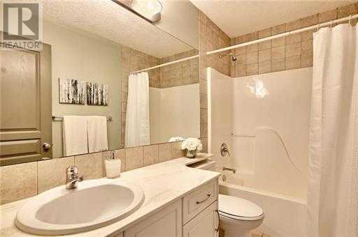 Single Family House for Sale in  Scenic View Close NW Scenic Acres Calgary 