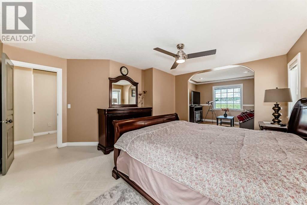 Single Family House for Sale in  Scenic View Close NW Scenic Acres Calgary 