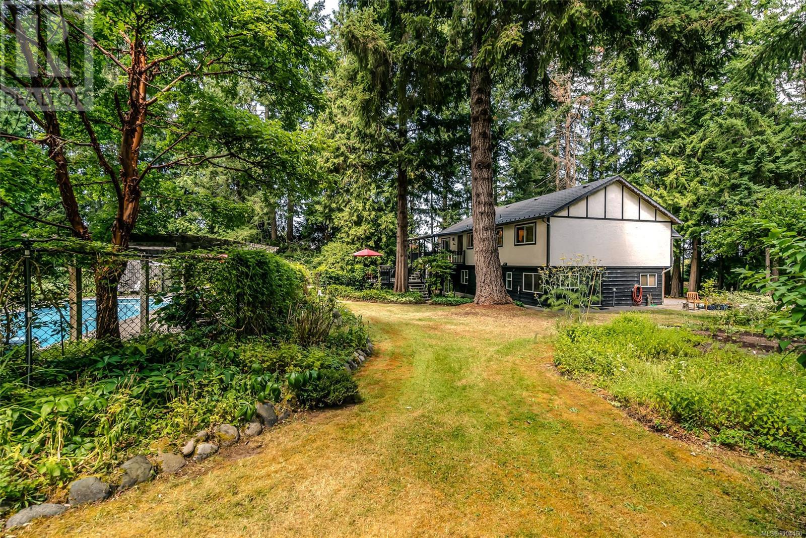 Photo 27 of 6863 Eastwind Dr, Lantzville BC