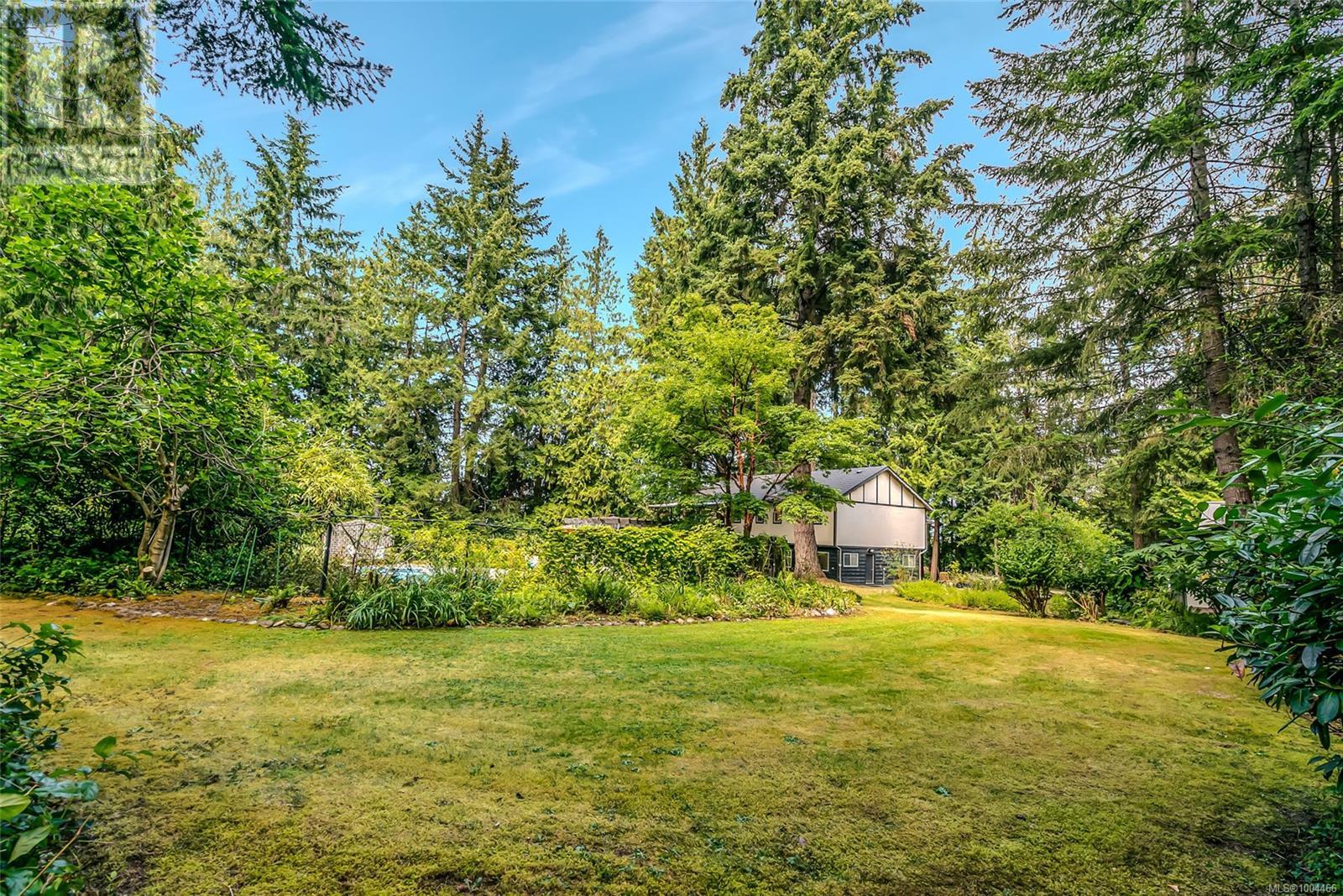 Photo 34 of 6863 Eastwind Dr, Lantzville BC