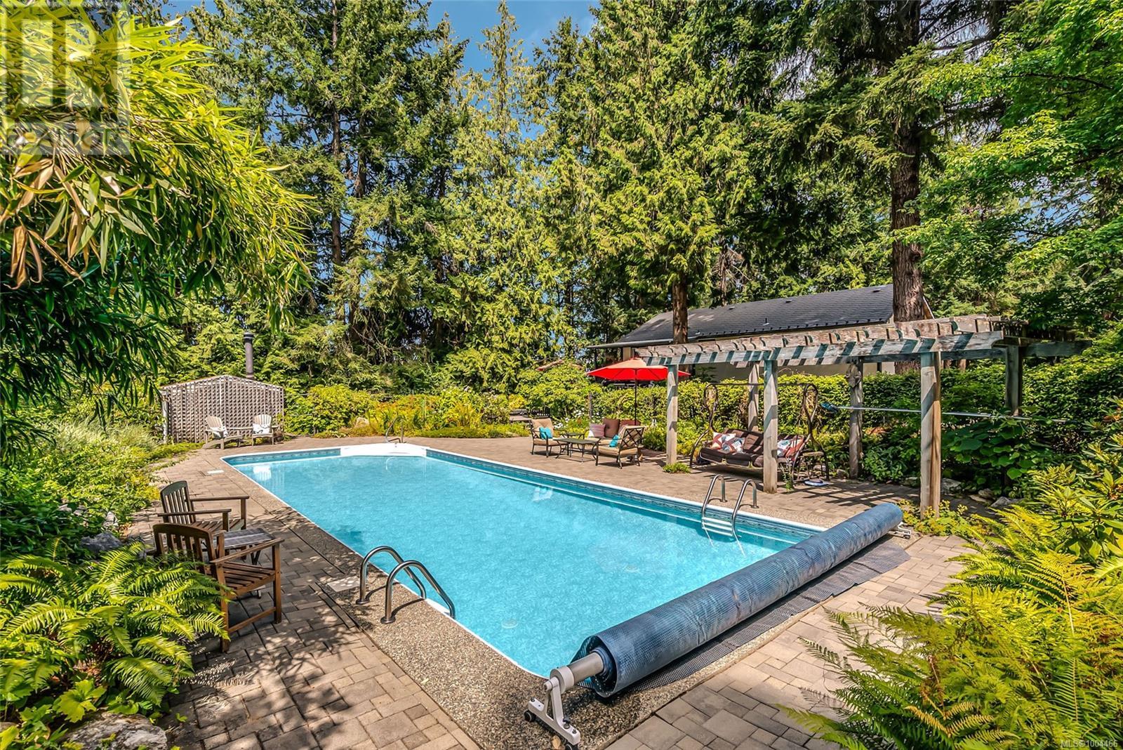 Photo 26 of 6863 Eastwind Dr, Lantzville BC